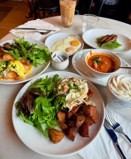 Finally Got to Try Seattle's Viral Brunch Spot Without the Crazy Wait!