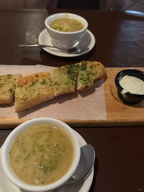 Chicago Food Reviews: NoMI & La Vieja Castilla 🍽️✨