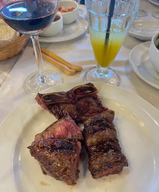  Buenos Aires Steakhouse  | El Mirasol - Puerto Madero's Meat Paradise