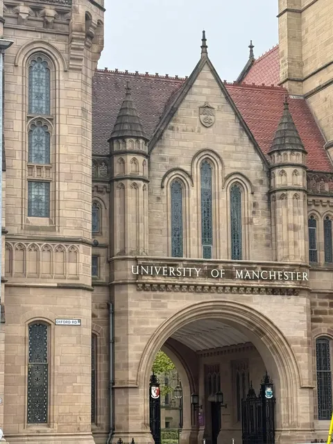 🇬🇧 Manchester Circular Route: A Day in the Industrial Gem