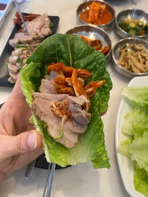 🇨🇦 Toronto’s Korean Community Insisted I Share This New Korean Spot!