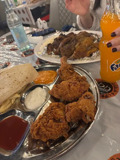 Yemeni Fried Chicken So Good, It Haunts My Dreams!" 🍗✨