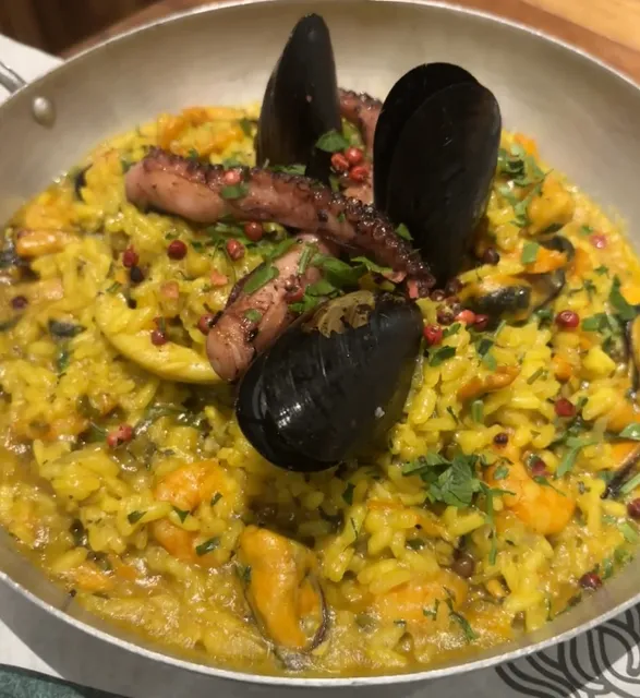 Delicious Seafood Paella by Copacabana Beach in Rio 🏖️Wave