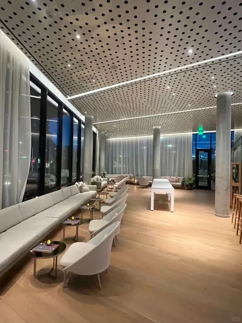 Great Value & Convenience — This San José Hotel Is a Joy to Stay In!