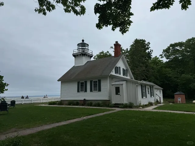 🇺🇸 A Trip Along Eastern Lake Michigan: Cherry Town Traverse City 🍒