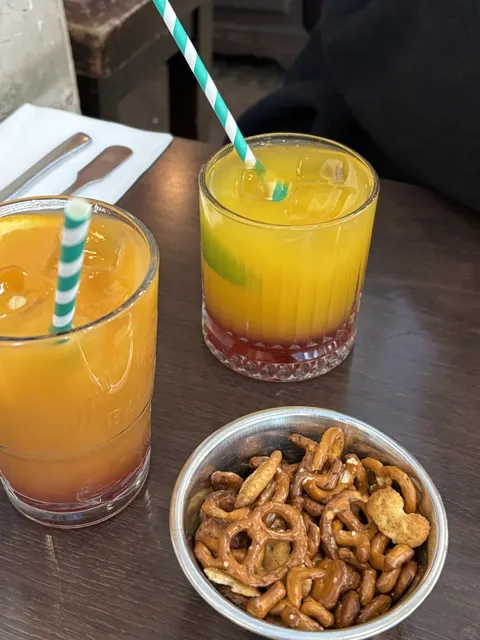 Nantes Restaurant Pick: La Taverne Royale 🍽️👑