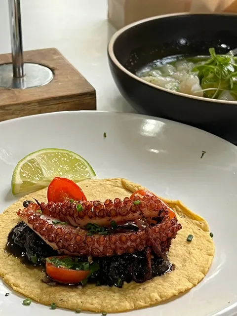 LA | Holbox | Uni Taco — An Instant Favorite