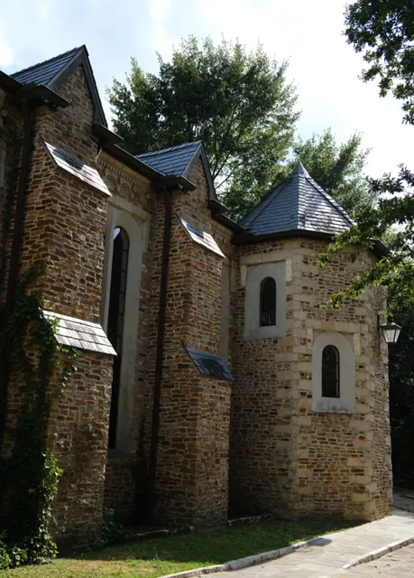 There is an "Oxford-style" private library hidden in Houston, USA.