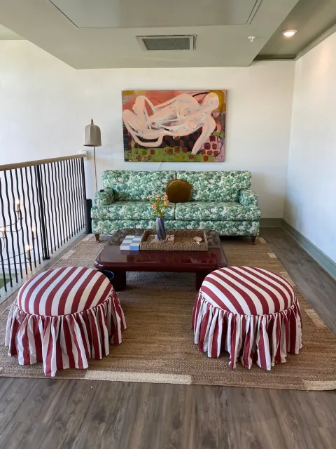 The Gilmore 2025 – A Stylish Nashville Stay! 🏨✨