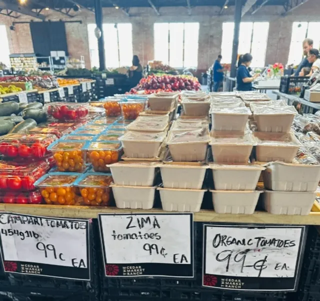 Dallas' New Fruit and Vegetable Market 🤩 Super Affordable
