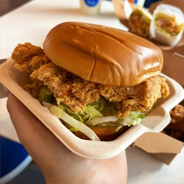 🇺🇸 Madison | Teamoji New Menu Review! 😍