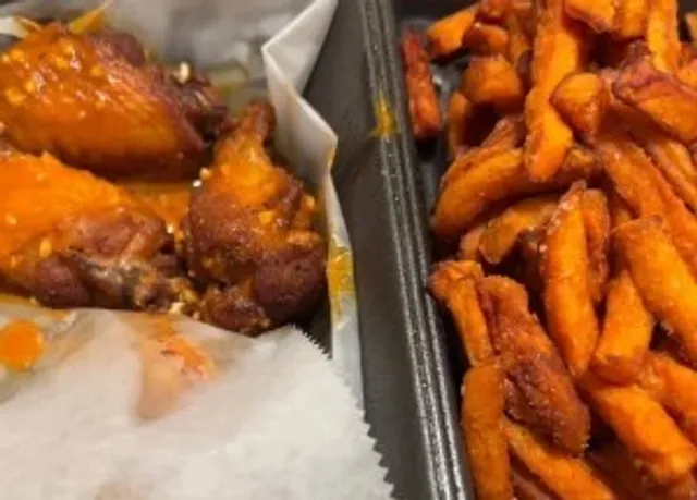  bb.q Chicken - Carytown's Crispy Korean Delight! 🍗✨