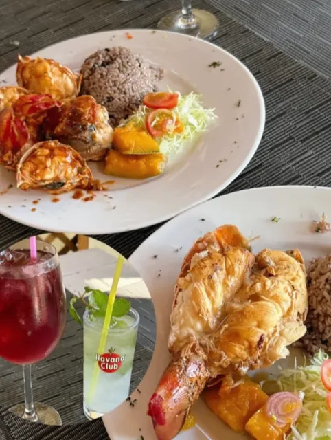 Varadero, Cuba｜$6 Lobster Feast Realized