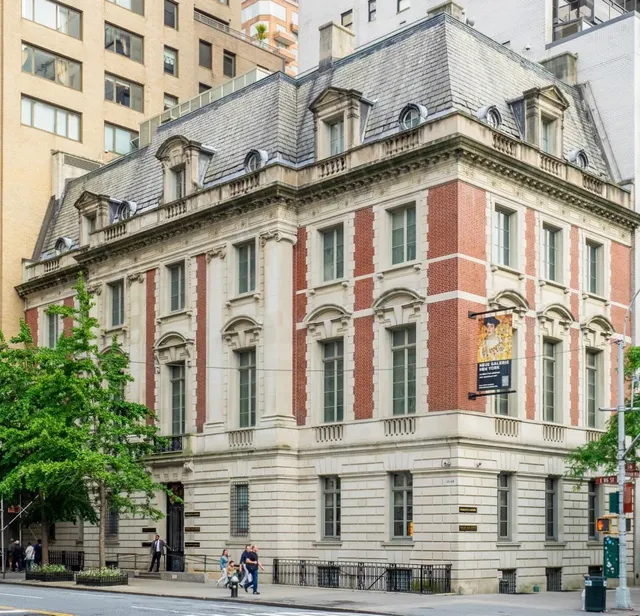 New York's New Gallery ~ The Neue Galerie 🎨✨