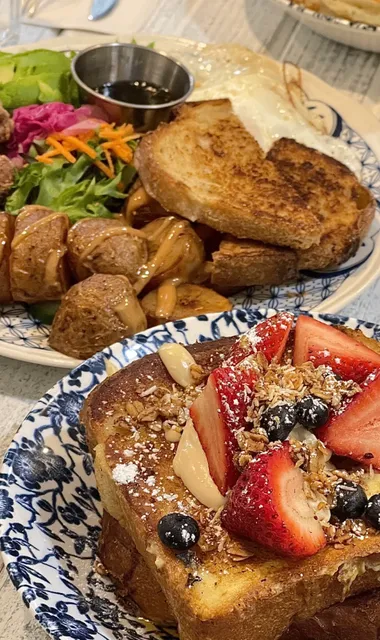 🍳 Montreal | Maman Brunch Review: The Hype is Real!