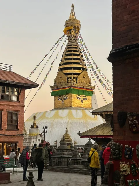🇳🇵 Kathmandu | A 2000-Year-Old Stupa Surrounded by Monkeys 🐒