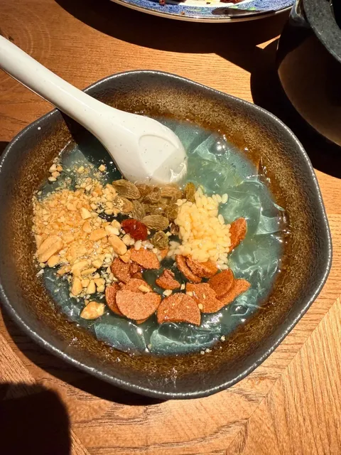 Fairfax Ronghe Restaurant