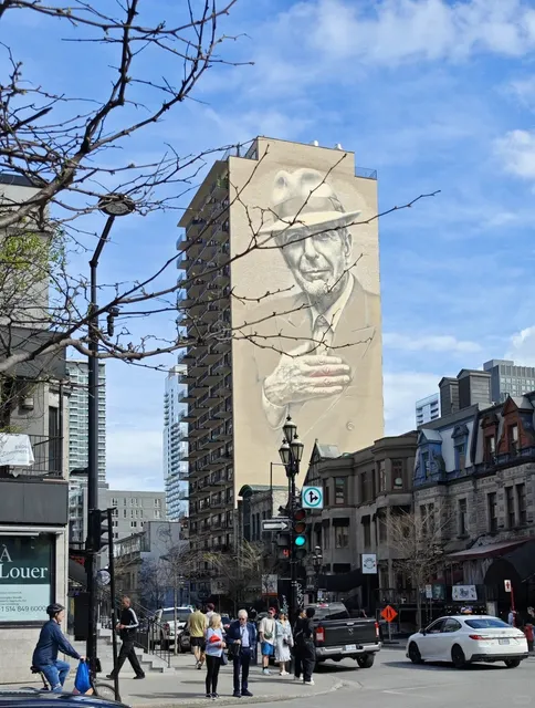 💖Checking In at Montreal City Hall: A Must-Visit Free Attraction!
