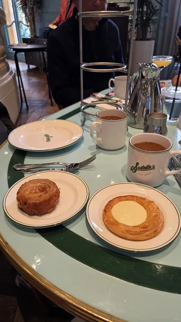 A Beautiful Breakfast at Sadelle’s Inside the Bellagio, Las Vegas 🍽️