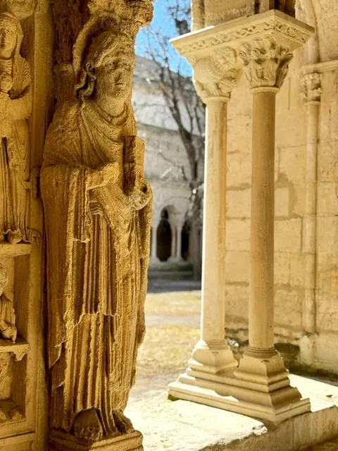 🇫🇷 Arles: A Slow Stroll Through Saint-Trophime Cloister