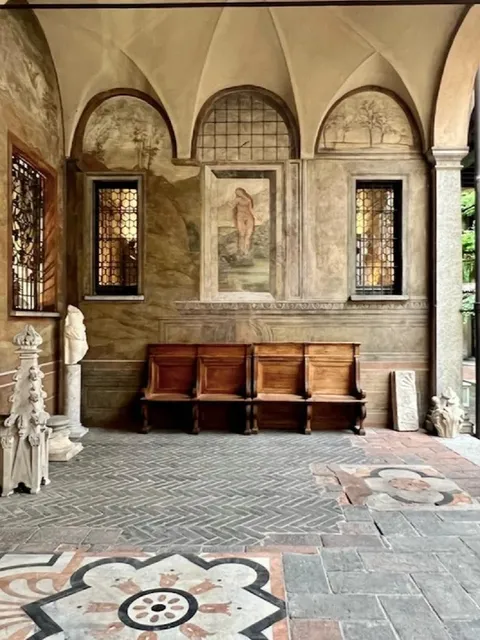 Casa Degli Atellani: Leonardo da Vinci's Former Home 🏛️