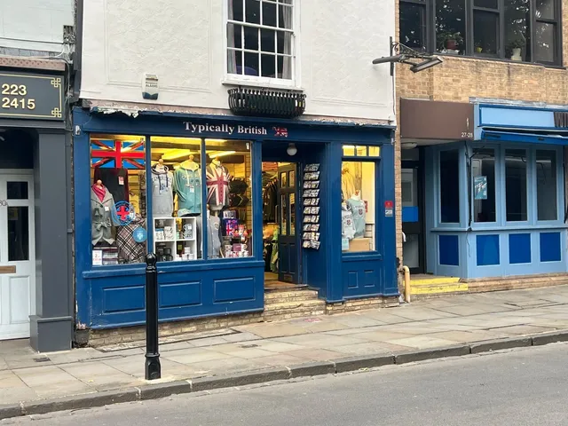 🇬🇧 Cambridge Souvenir Shops Guide (Part 2) 🛍️✨