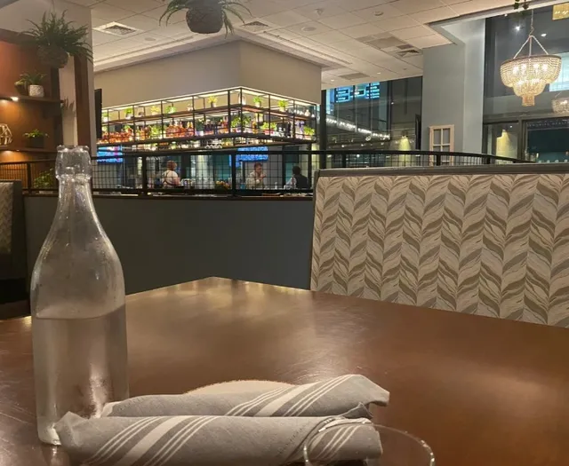 🍽️ Noa | A Modern, Coastal Escape in Downtown Minneapolis