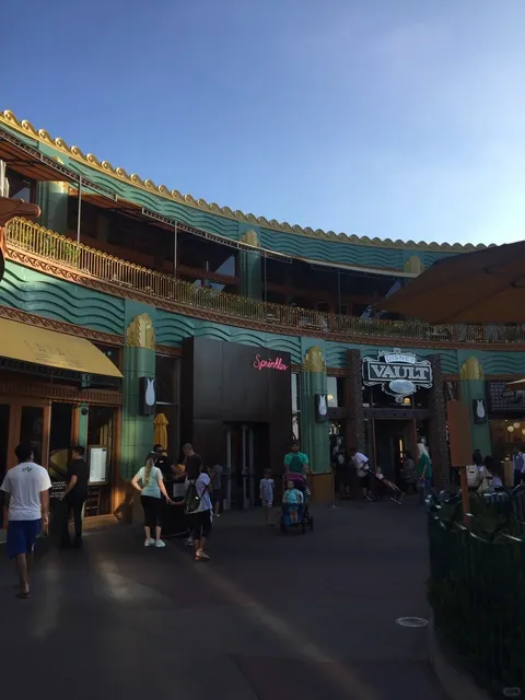 🌴 Weekend Escape: Anaheim, LA’s Coolest Neighbor!