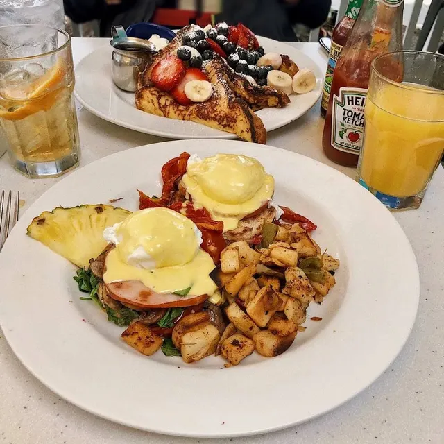 San Diego's Brunch  restruant