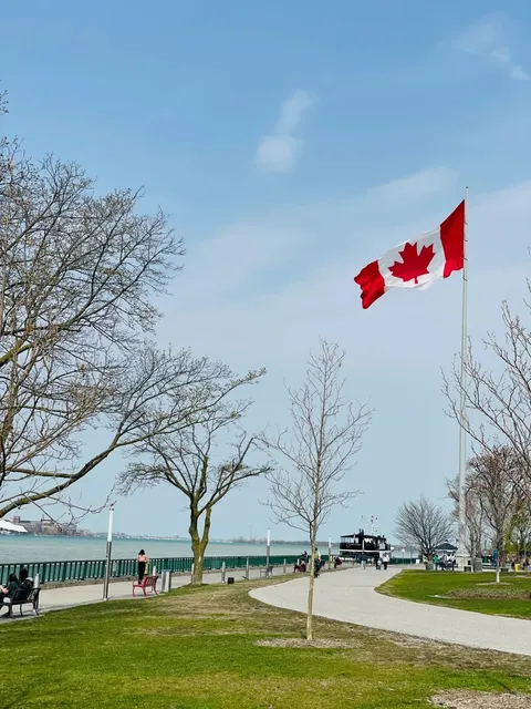 🇨🇦 Windsor, Ontario: Canada’s Underrated Lakeside Gem 🌊✨
