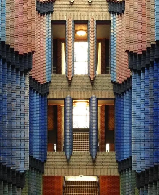 Frankfurt | The Ceiling of a Brick Building!