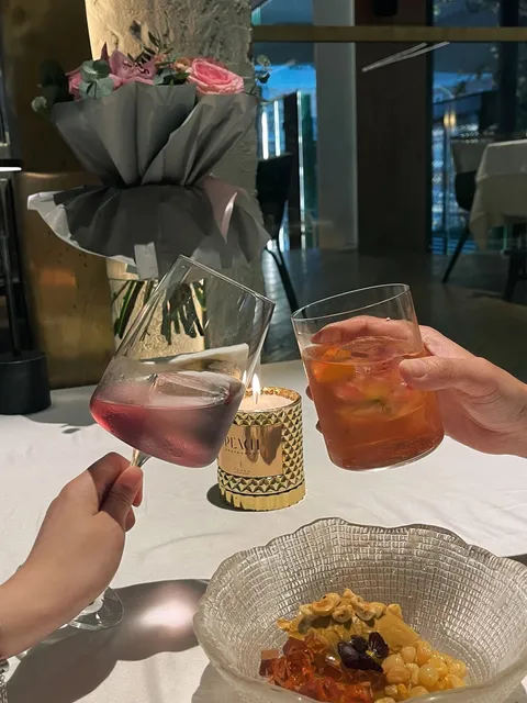 🇷🇺 Moscow Date Night Spot | Peach Restaurant 