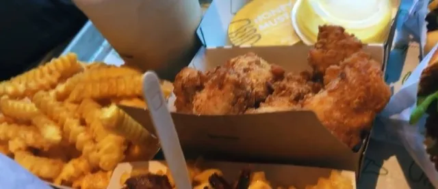 🍔 Shake Shack | The Cult Burger, Minus the Crowds