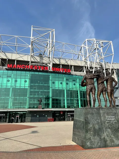 🇬🇧 Old Trafford Tour Guide: A Red Devil's Pilgrimage