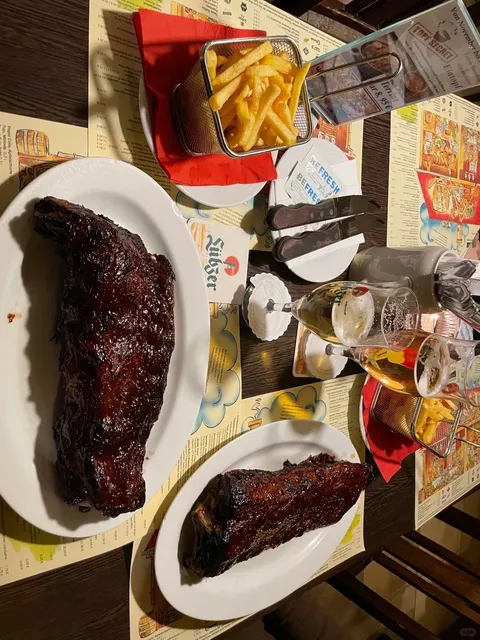 🇩🇪 Brunswick's Best Ribs: Mutter Habenicht 🍖🔥