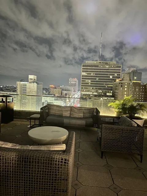 😊 Great Hotel & Perfect Location!