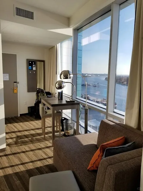 A Hotel Even Students Can Afford Without Stress! Great Value! 🎉