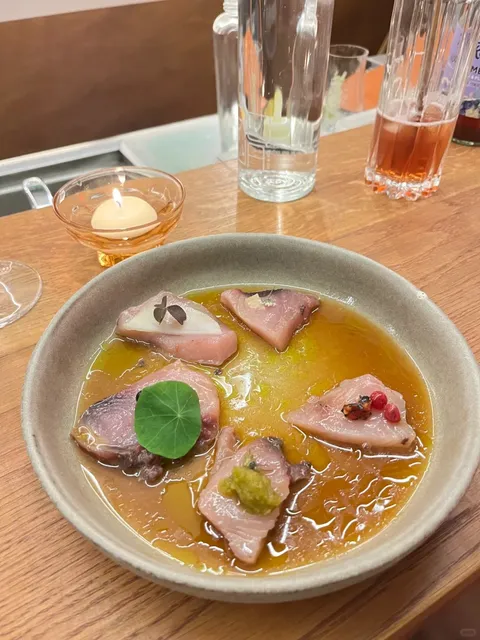 Finding a Warm Restaurant in an Empty City 🌆