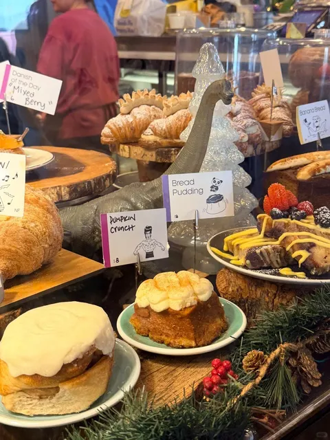 Vegas Brunch Spot That Keeps Popping Up