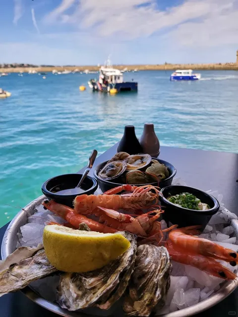 🌊 Saint-Malo Summer Escape: A Perfect Day Trip!