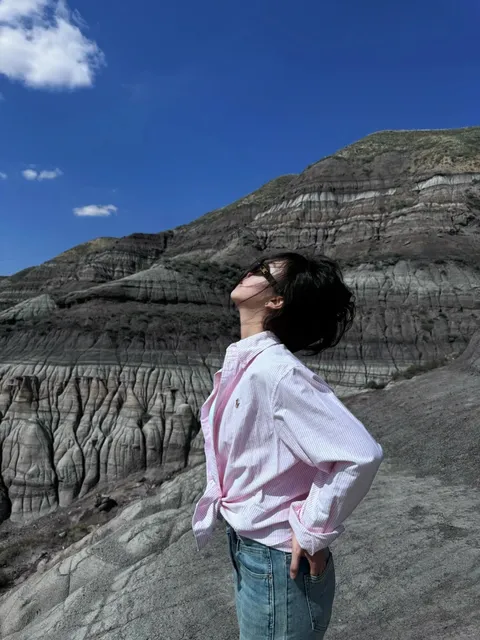 Day Trip from Calgary | Drumheller’s Geological Wonders 🦖