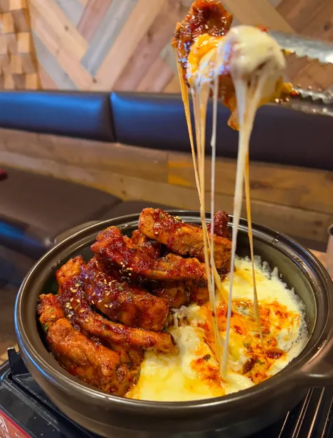 ​​Toronto’s Cheesiest Korean Spot | Bueokae – Cheese Lava Ribs & More​