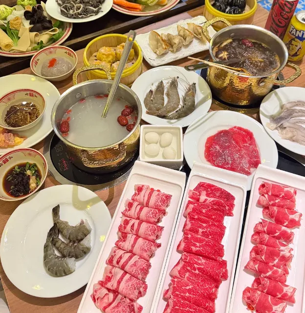 New York's New Hot Pot and Dim Sum Buffet (1)🌟