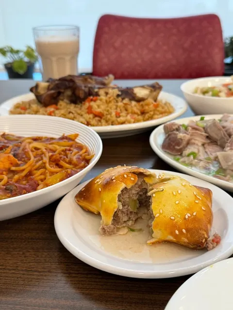 🇨🇦 ​​Hidden Gem Alert: Xinjiang Cuisine in a Senior Center?!​​ 🏢🔥
