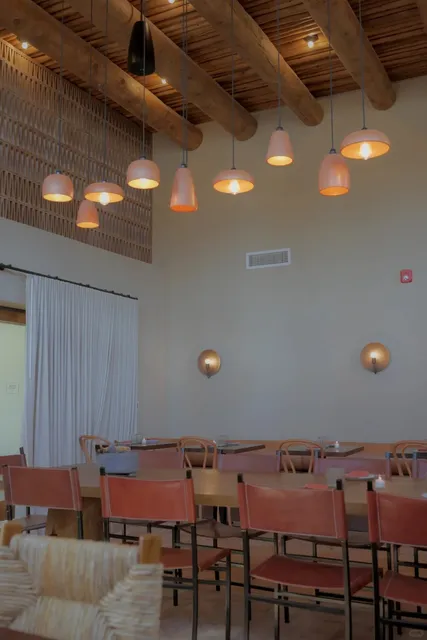 Taos: The Most Laid-Back Town 🌵☁️📸