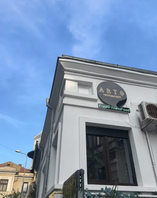 Bucharest's Hidden Gem: A Perfect 5-Star Restaurant!