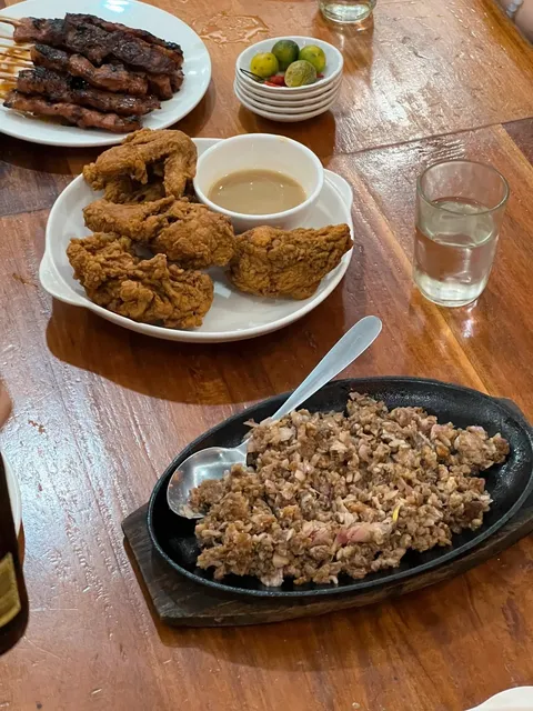 Philippines: A Secret Food Paradise?! 🍖🔥