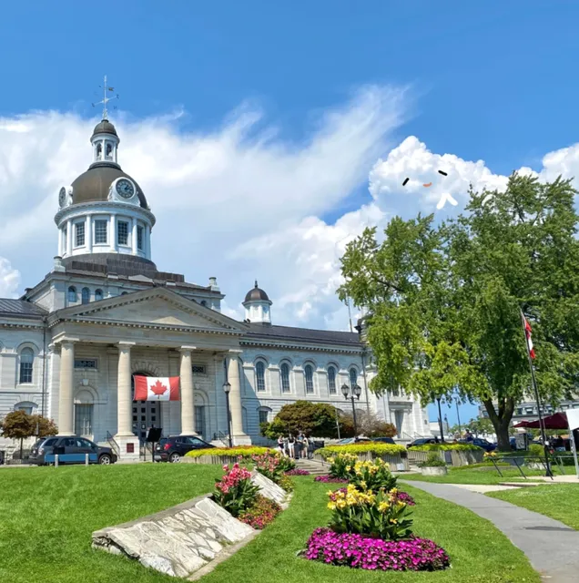 Kingston Day Trip Guide: History, Lakeside Charm & Gourmet Delights 