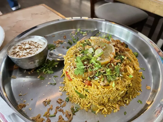 A Stroll by the River Elbe in Berlin 🚶‍♀️⛴️