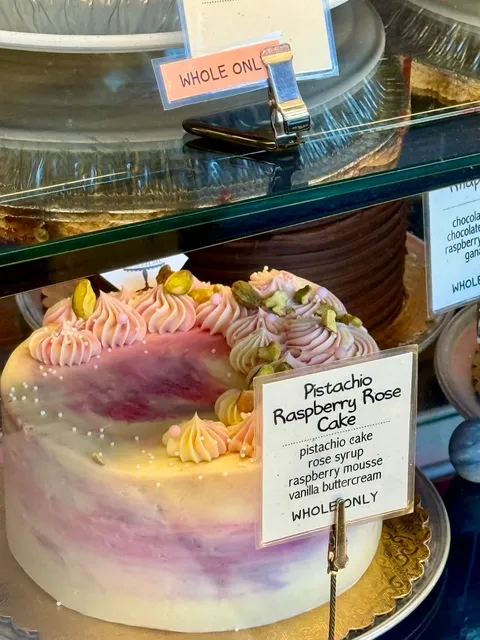 EUGENE | The Raved-About Pastry Shop – It Lives Up to the Hype 🥐